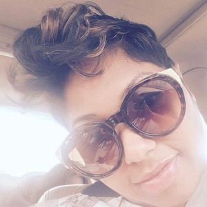 Meet your Posher, Ericka